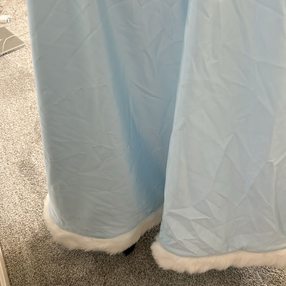 DISNEY ELSA FROZEN/ Halloween ready - Picture 6 of 6